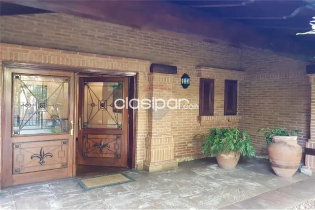 Lujosa residencia zona centenario 1,800,000 usd, foto 3