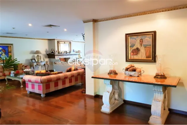 Lujosa residencia zona centenario 1,800,000 usd, foto 5