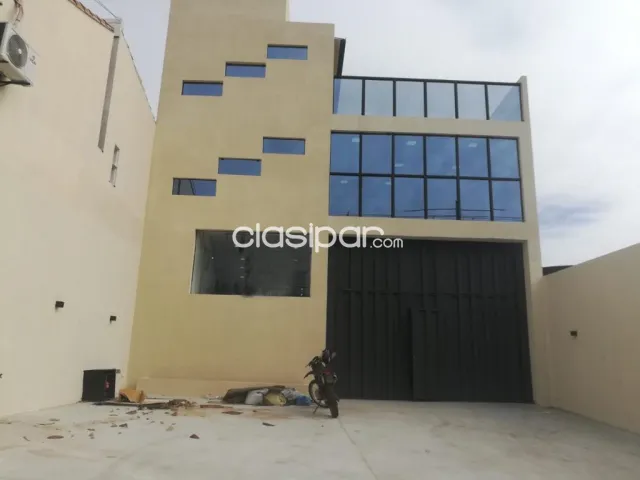 Lambaré: Impecable deposito c/ oficinas, excelente ubicación, 735m2 – 18.000.000 gs, foto 2