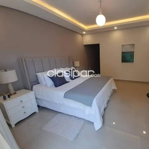 Residencia Moderna en Luque zona CONMEBOL Aeropuerto, foto 4