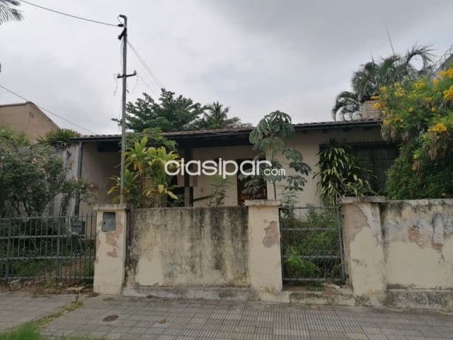 Casa a demoler, Asunción Villamorra