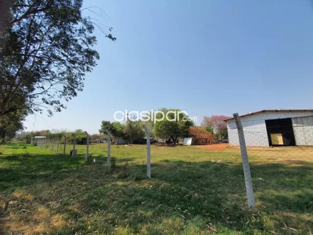 Terreno con tinglado en venta - Limpio, foto 3