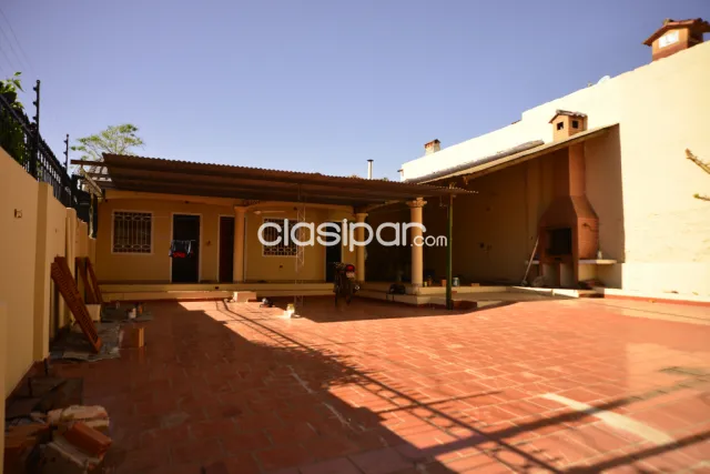 Hermosa residencia de 07 habitaciones a 200 metros de lago republica — foto 3