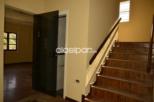 Hermosa residencia de 07 habitaciones a 200 metros de lago republica — foto 4