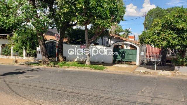 Casa a reciclar, estrategica ubicacion, b° mburucuya