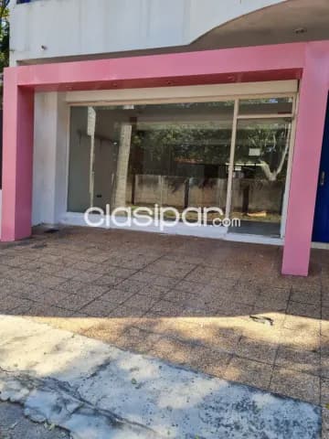 Salon en Villa Morra — foto 3
