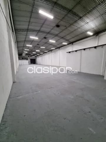Z/ aviadores del chaco y mme. Lynch: 800m2 + oficinas, excelente ubicación, 16.500.000 gs — foto 5