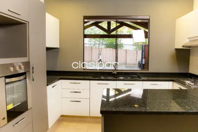 Casa en asuncion barrio mbocayaty cod 4097 — foto 3