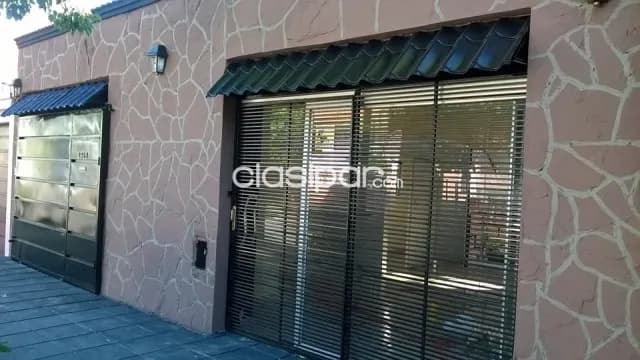Casa tipo minimalistica y con ingresos propios. Brrio obrero asuncion, foto 2