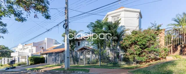 Mburucuyá: Impecable residencia, 3 dormit, jardín, piscina - 790.000 usd, foto 2