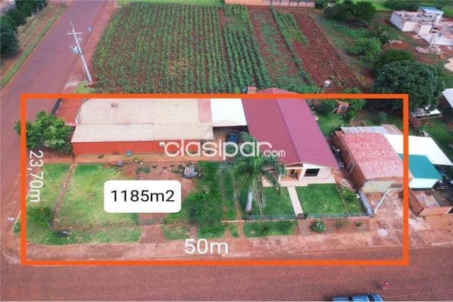 casa con minimercado y tinglado en Bella Vista sur: 4 habitaciones y 3 baños