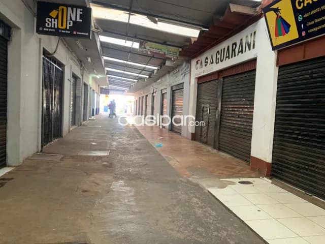 Salones comerciales en pleno centro de cde, esquina, sobre emiliano — foto 5