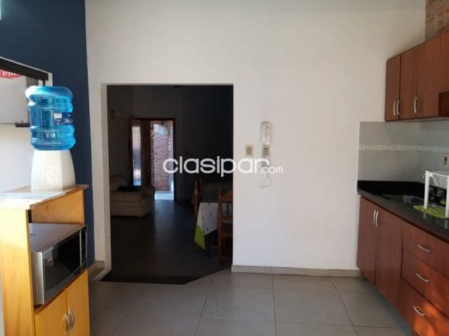 O vendo casa en Luque zona rakiura cod 4135