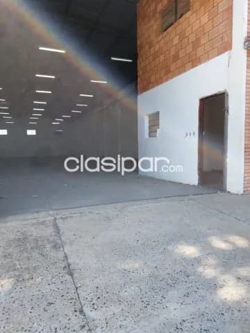 Amplio y completo Deposito en Asunción - Barrio Vista Alegre — foto 3