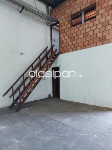 Amplio y completo Deposito en Asunción - Barrio Vista Alegre — foto 5