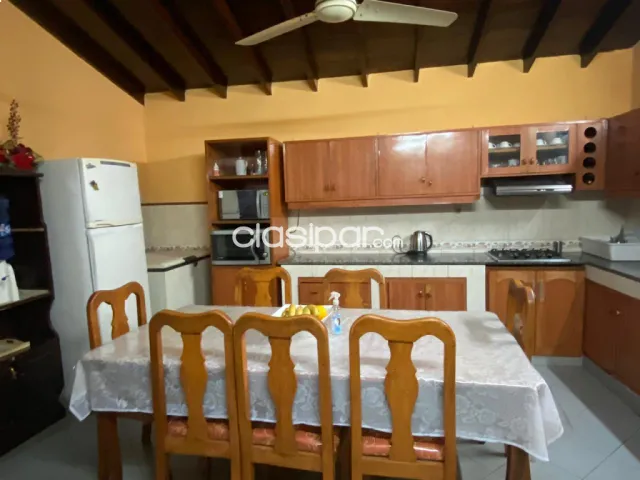 Casa en Loma Merlo Luque, foto 5