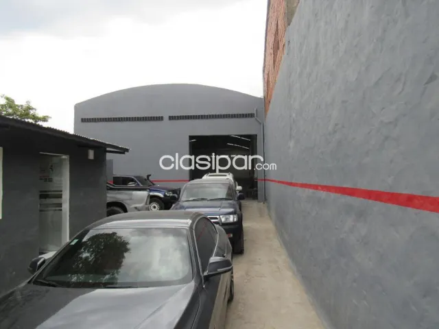 Trinidad – 1er pdte: 300m2 + oficinas + parking – 5.500.000 gs — foto 2