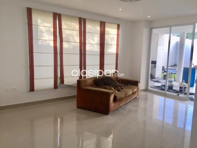 Mburucuyá – trindad en elegante condominio: Residencia vip, 4 dormit, jardín, seg. 24 hs — foto 4