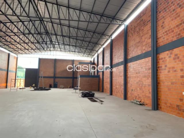 Mr alonso prox. Shopping: A estrenar, 800m2 + oficinas + parking – 380.000 usd, foto 3