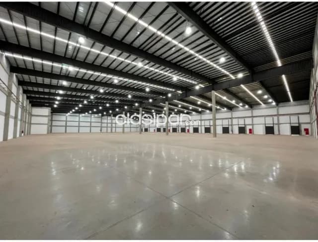Z/ abasto norte: Imponente deposito, 3.852m2, impecable estado!! – 15.408 usd, foto 4