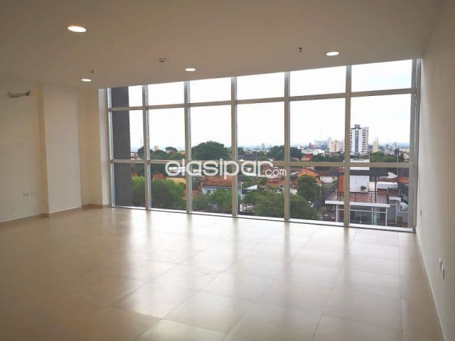 Oficina con gran vista en elegante edificio — foto 1