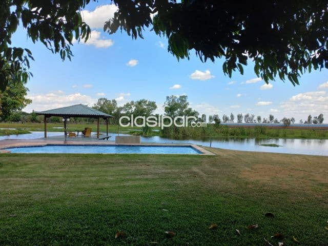 CASA sobre el lago San Bernardino, Con hermosa vista al cerro. Q047