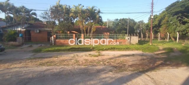 Casa de 2 dormitorios, villa policial molino Luque