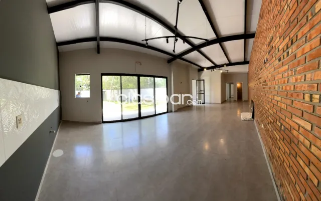 (v001) en venta! Casa de 360 m2 (a estrenar) en San Bernardino. A pasos del centro — foto 5