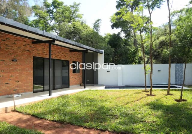 (v001) en venta! Casa de 360 m2 (a estrenar) en San Bernardino. A pasos del centro — foto 3