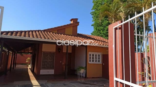 Hermosa casa en el centro de la ciudad de caazapa 🏡