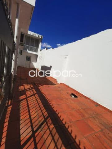 Casa en Herrera e/ Constitucion y Curupayty