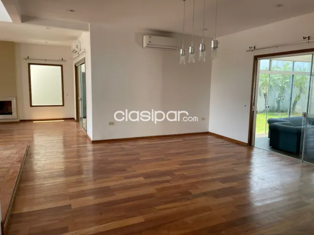 Bo mburucuyá: Elegante residencia en alquiler, 3 suites, impecable estado!! – 3.500 usd, foto 3