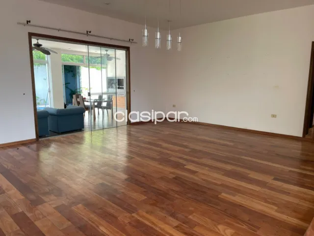 Bo mburucuyá: Elegante residencia en alquiler, 3 suites, impecable estado!! – 3.500 usd, foto 5