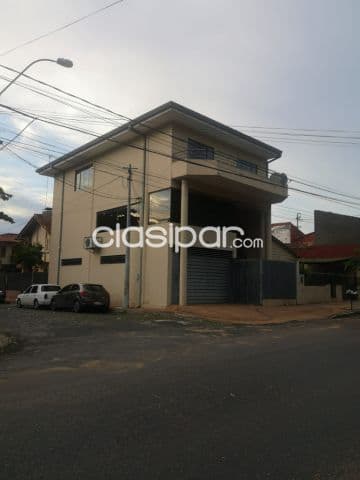 Triplex en Asunción Barrio Pinoza