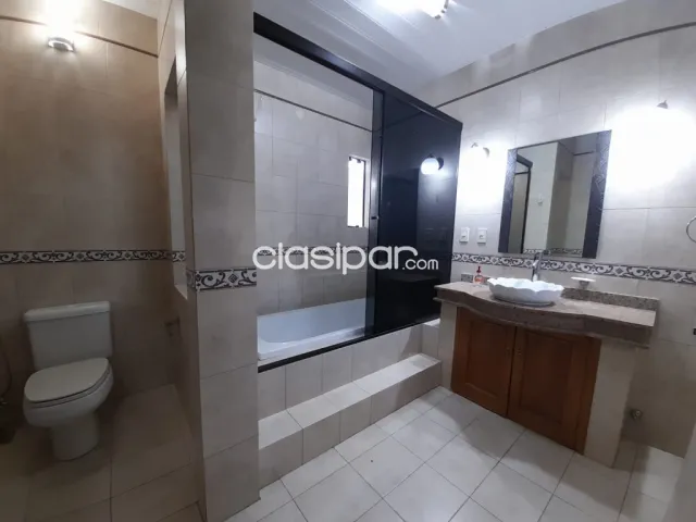 hermosa Casa en Asunción Barrio Mcal. Estigarribia — foto 4