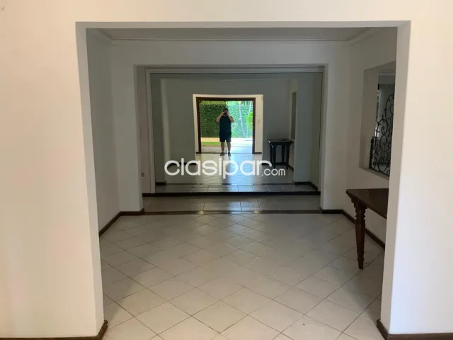 Ykua sati - prox. Goethe: Elegante residencia, 4 suites, jardín, piscina – 10.000.000 gs, foto 3