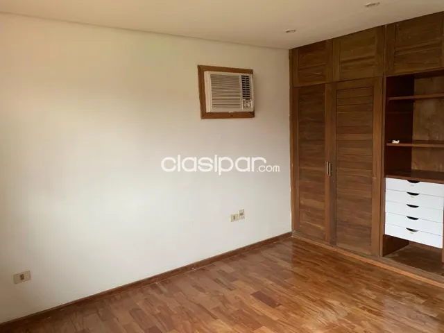 Ykua sati - prox. Goethe: Elegante residencia, 4 suites, jardín, piscina – 10.000.000 gs, foto 5
