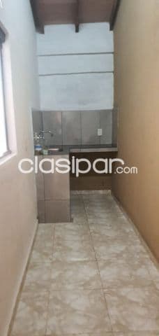 Duplex pequeño tipo dpto!! Zona Villa Elisa!! — foto 1