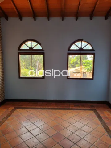Z/ aeropuerto – conmebol: Oferta, 3 dormit, impecable estado, 4.000.000 gs, foto 5