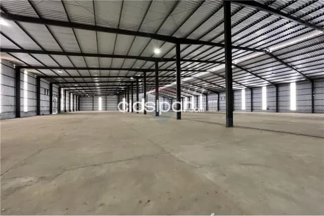 Importante deposito industrial con oficinas 2,800,000 usd, foto 3