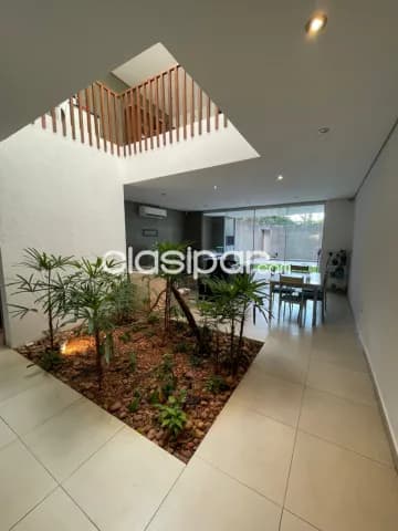 Oferta de amplio duplex de 3 dormitorios + estar + 2 cocheras + área de servicio + piscina — foto 3