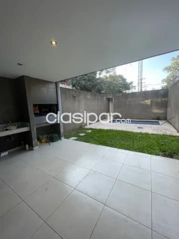 Oferta de amplio duplex de 3 dormitorios + estar + 2 cocheras + área de servicio + piscina — foto 5