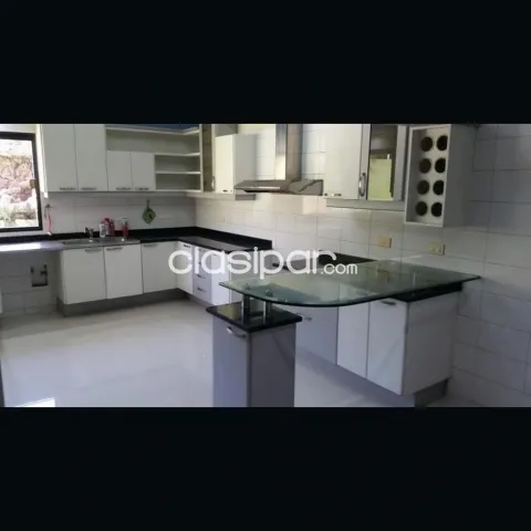 Villa Morra: Magnifica residencia – 4 suites, importante ambientes, jardín, piscina — foto 5