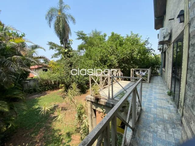 Casa de 4 dormitorios en Lambaré, foto 3