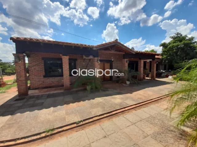 Casa en esquina en Luque barrio julio correa de 720 m2 de terreno gs 1150 millones — foto 3