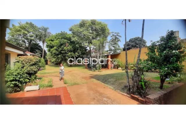 casa con edifico de 2 plantas en pleno centro de Encarnación: 3 habitaciones, foto 4