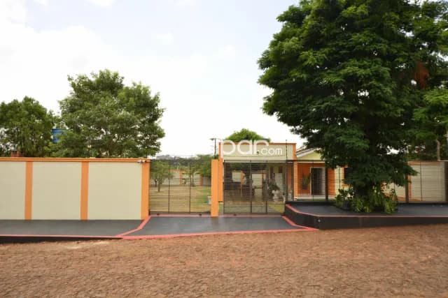 Hermosa casa en km8 a 100 metros de palacio de justicia — foto 2