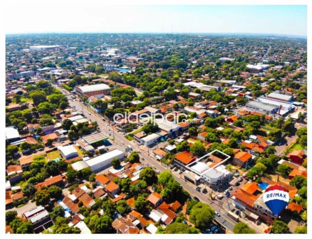 Excelente oportunidad de inversión!!! La propiedad se encuentra en el barrio Cuatro Mojone, foto 1