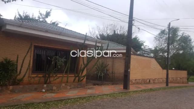 Casa en Fernando de la Mora zona shopping Pinedo cod 2277 — foto 2