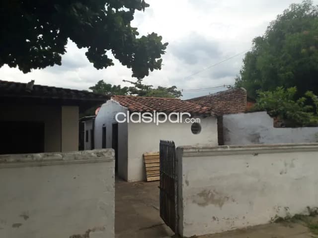 En venta terreno con casa a demoler en el barrio Ytay de Asunción — foto 4